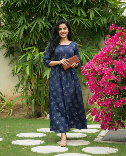 Sketch Blue Flower - Maternity Kurti with Feeding Zips - Soft Rayon