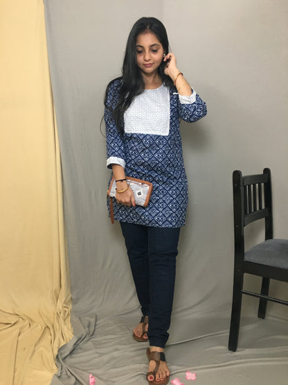 Blue White Flowers Short length with  3/4 th Sleeves Kurti