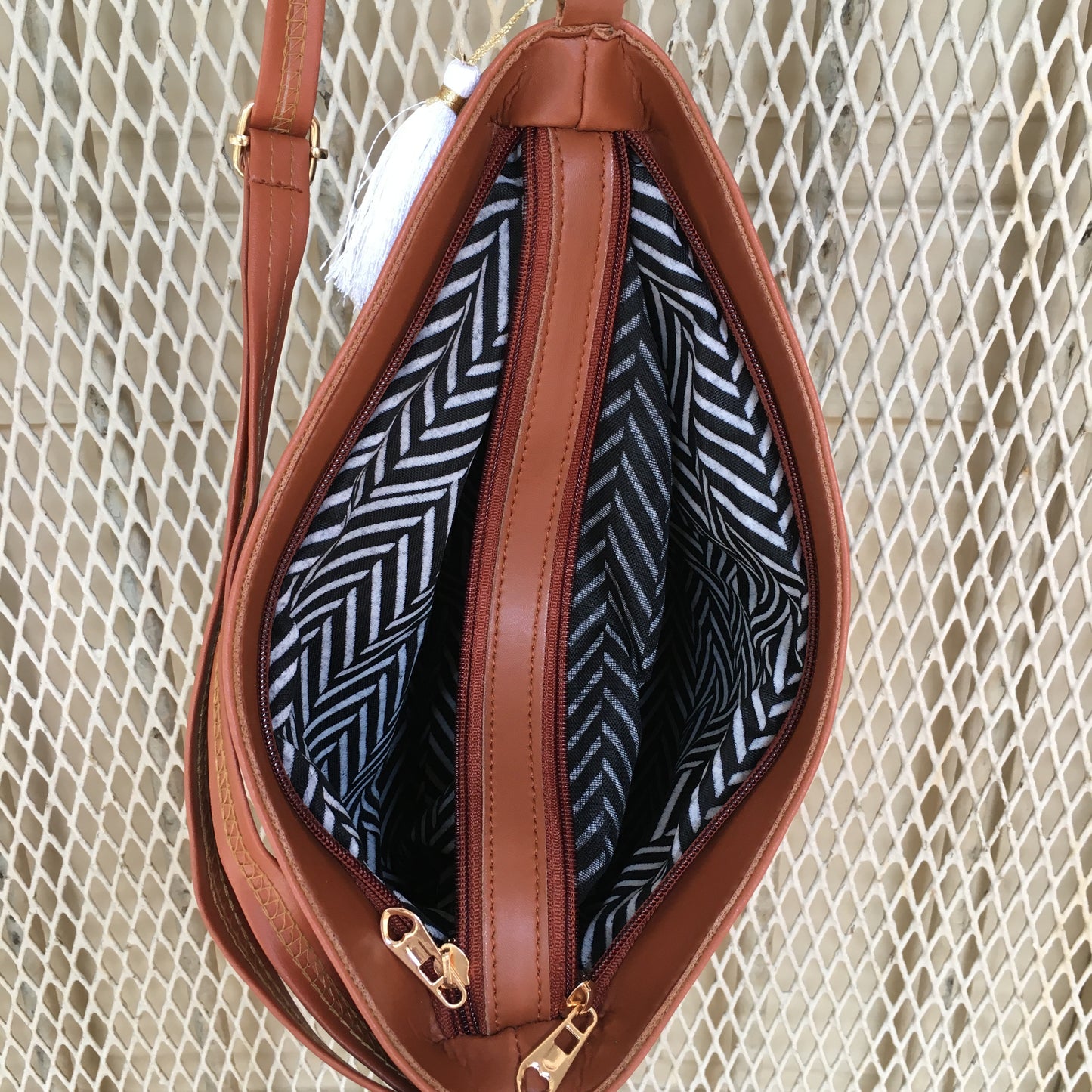 Minsk - 3 zip- Big size - Sling Bag - Black ZigZag