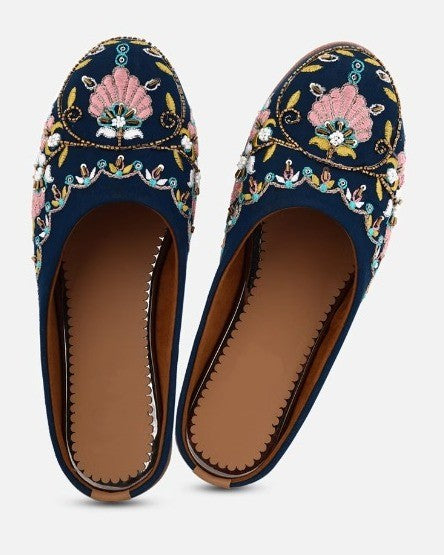 Women Teal Embroidered Ethnic Mules / Jutti Flats