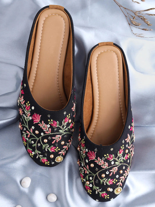 Women Black Ethnic Flats