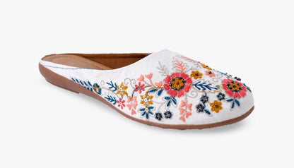 Women White Ethnic Floral Embroidered Canvas Flats Mules