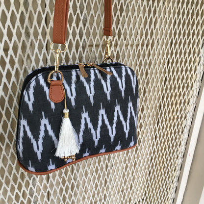 Fioni - ZigZag Dark Grey