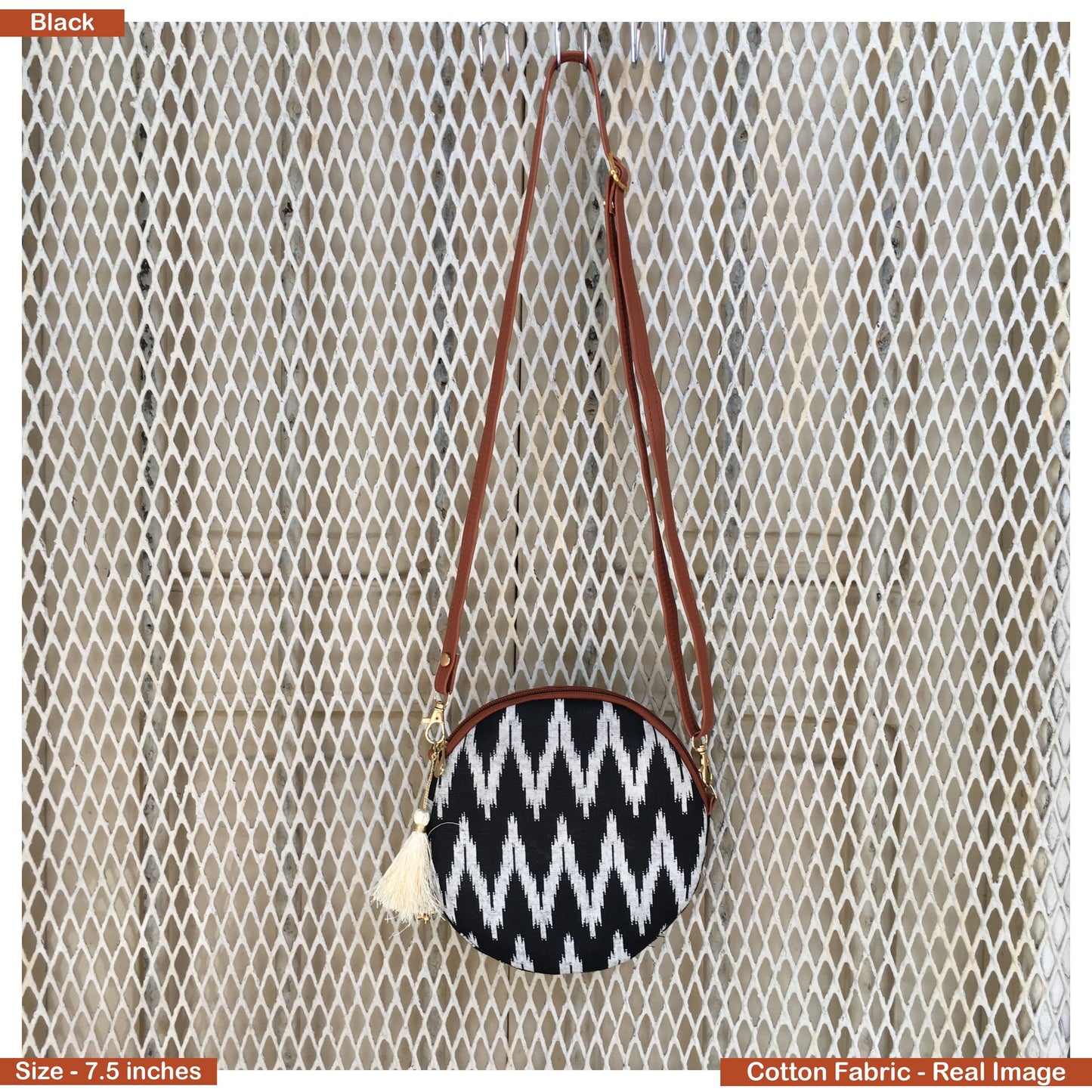 Black ZigZag Cute Round Sling - Small Size